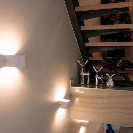 Bfamilyhouse 木屋
