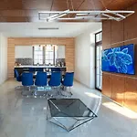 Bfamilyhouse