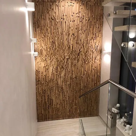 Bfamilyhouse シャレー